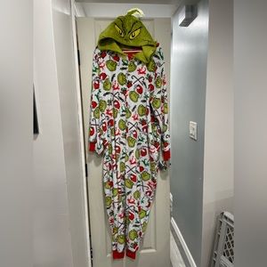 Grinch onesie pajama , size 3xl unisex